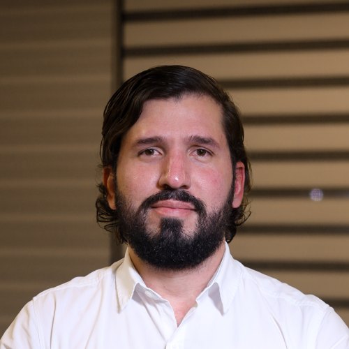 Dr Maurício Cézar